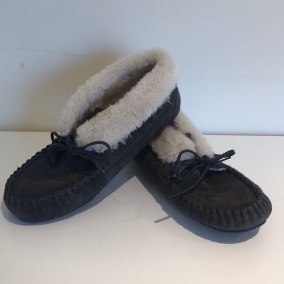 Minnetonka Shoes - Minnetonka moccasins